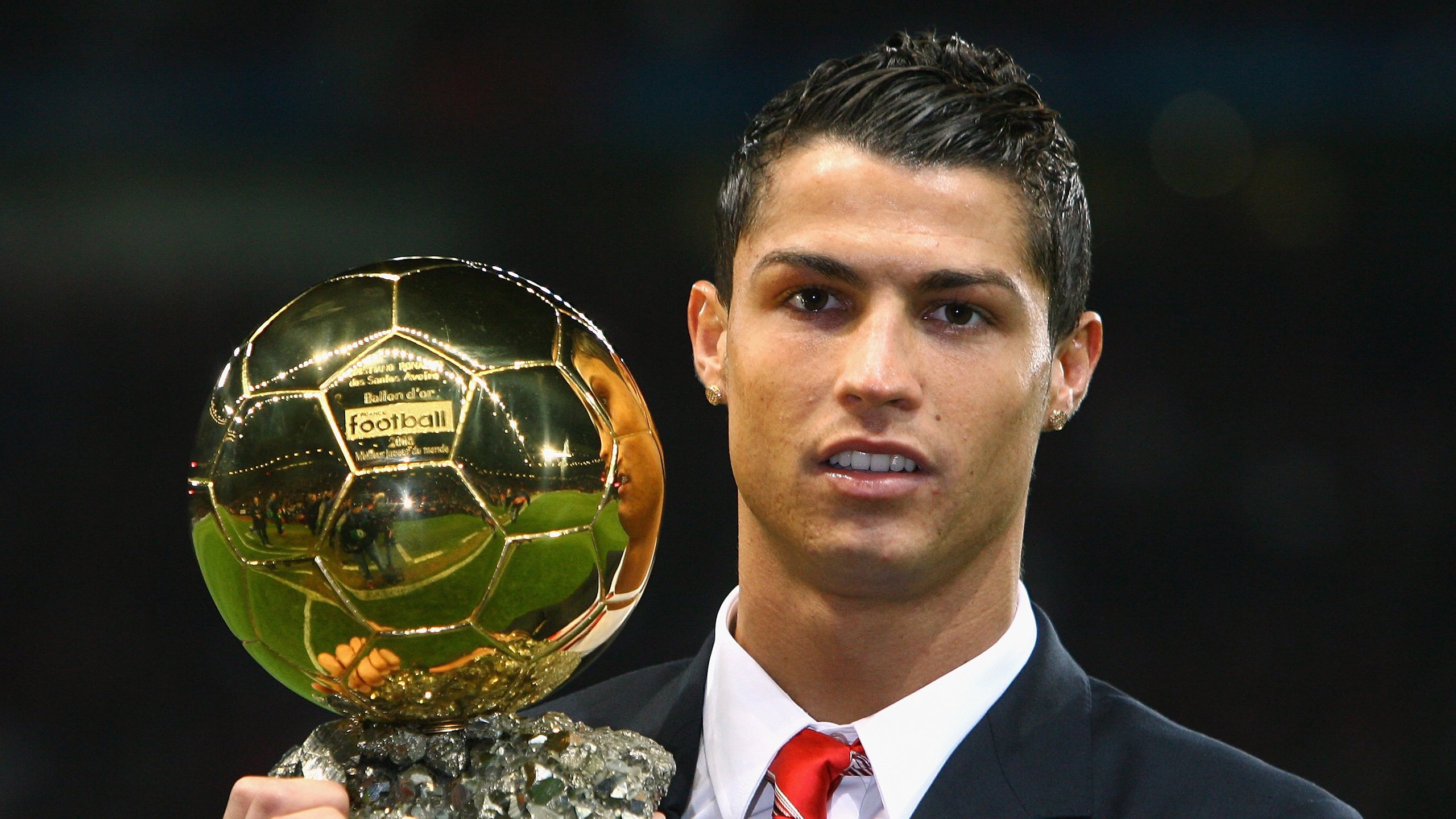 kaiyun体育app-球迷热议：谁是本赛季最令人惊喜的新秀？，上赛季最佳新秀